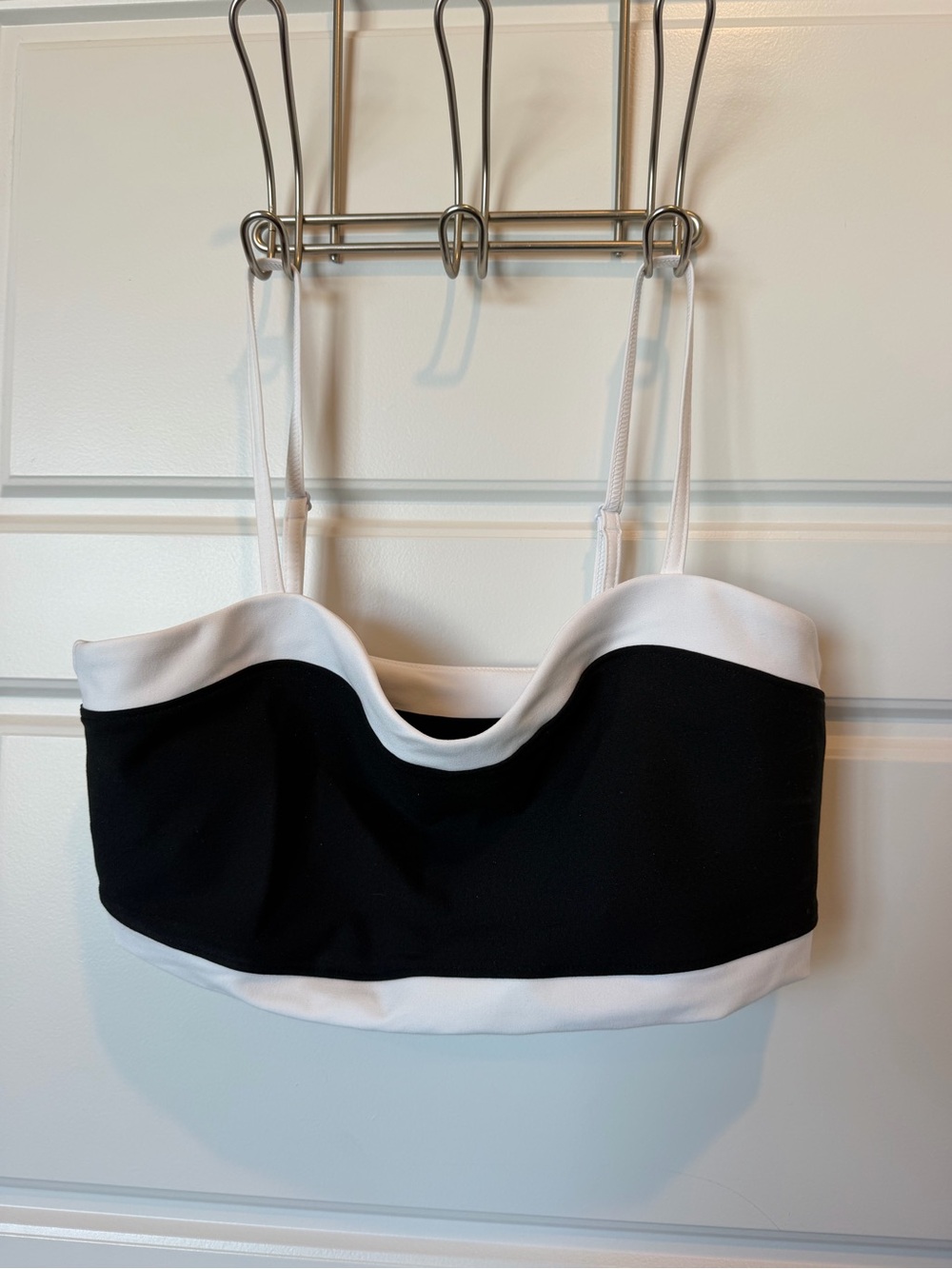 Abercrombie YPB sculptLUX Black White Sports Bra M